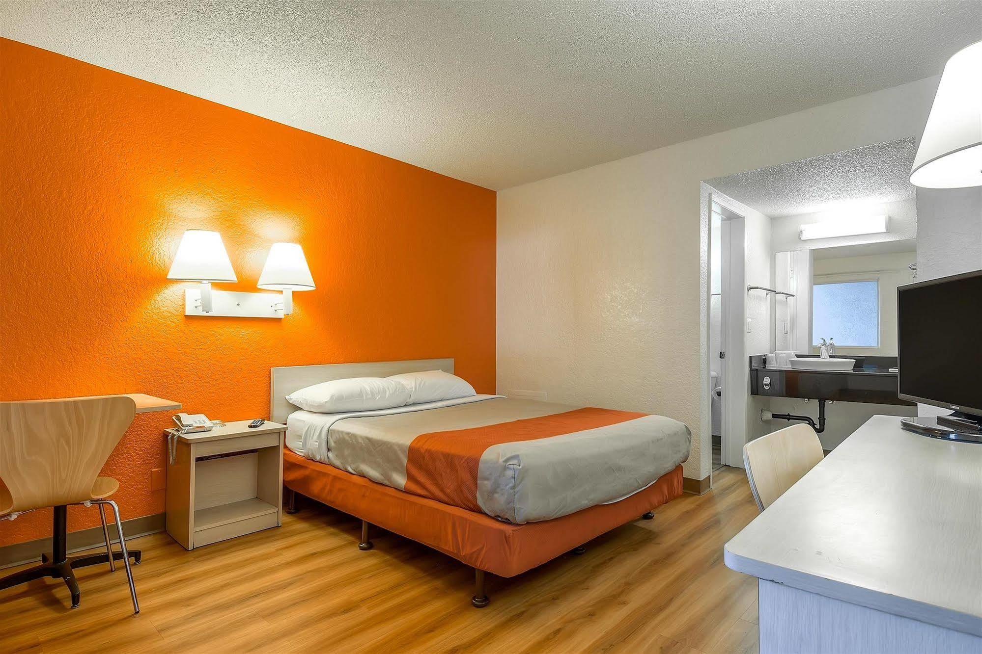 Motel 6-Norwalk, Ca - Los Angeles Esterno foto