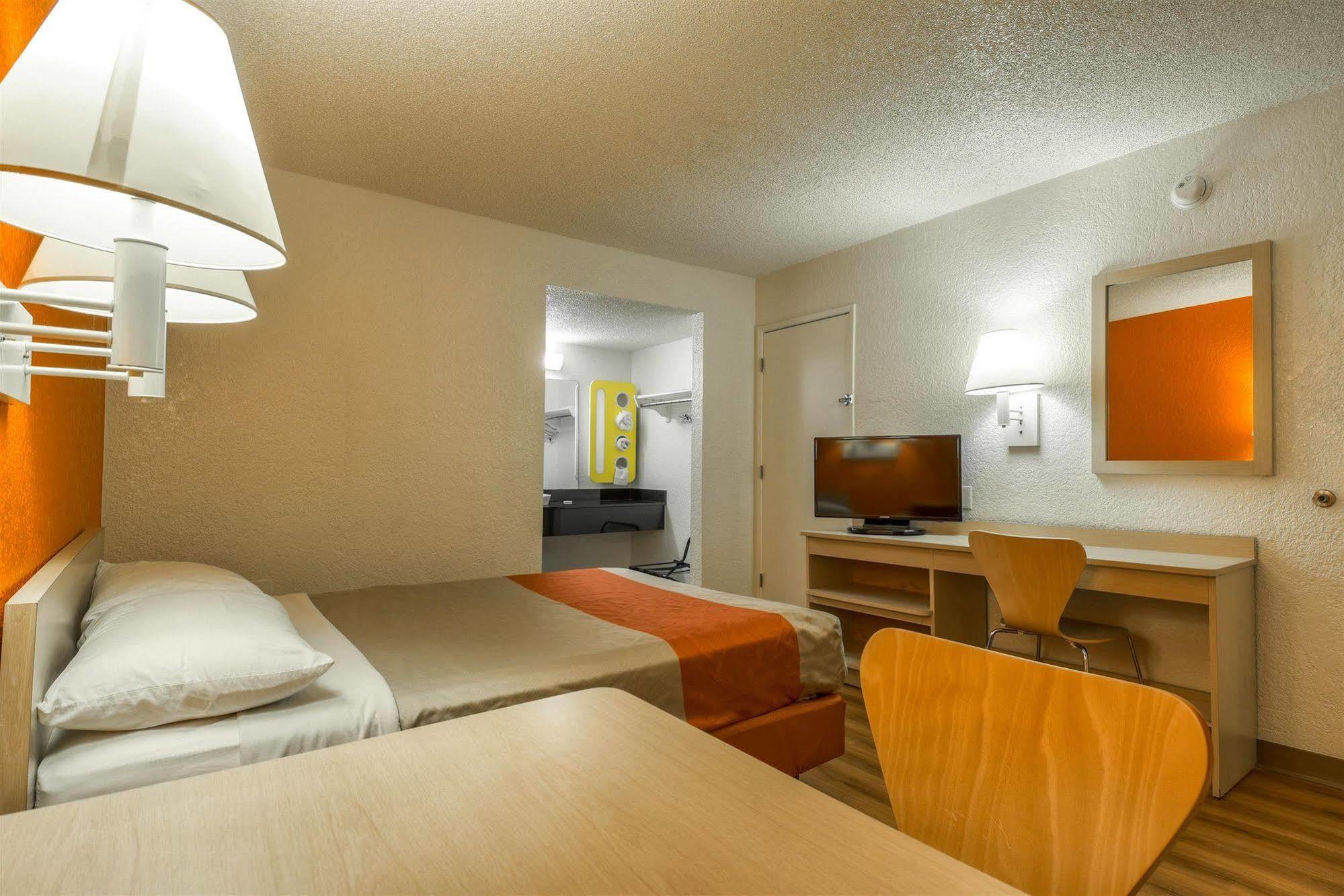 Motel 6-Norwalk, Ca - Los Angeles Esterno foto