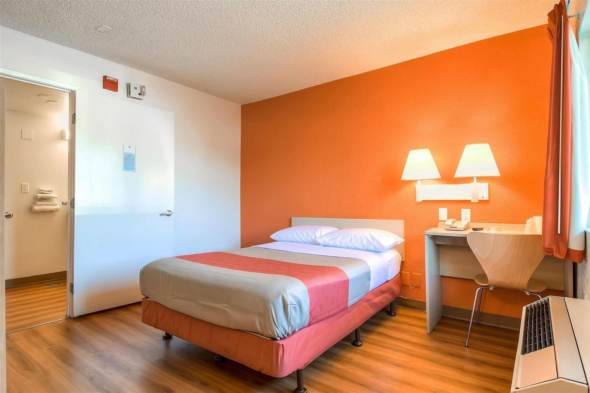 Motel 6-Norwalk, Ca - Los Angeles Esterno foto