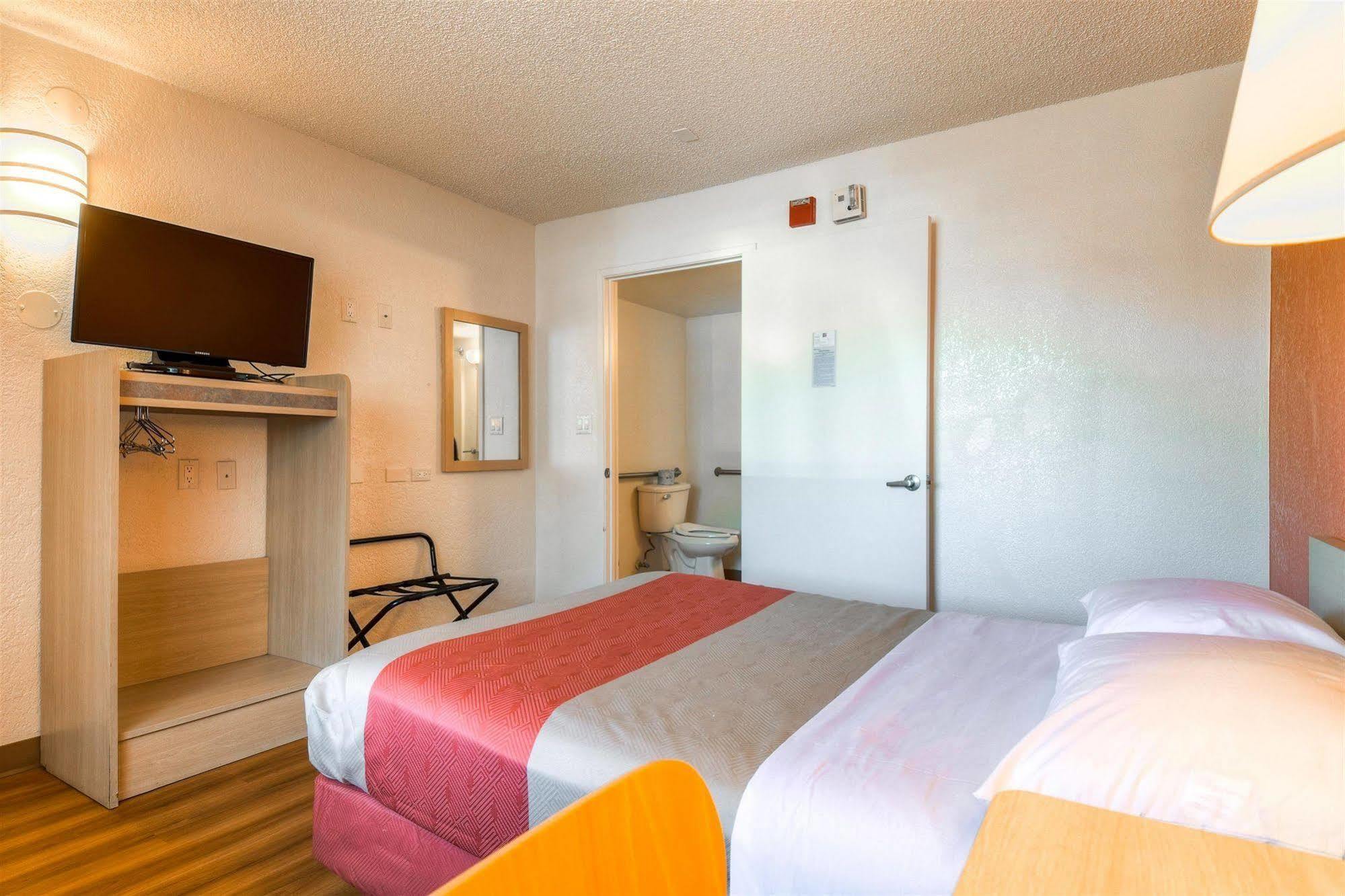 Motel 6-Norwalk, Ca - Los Angeles Esterno foto